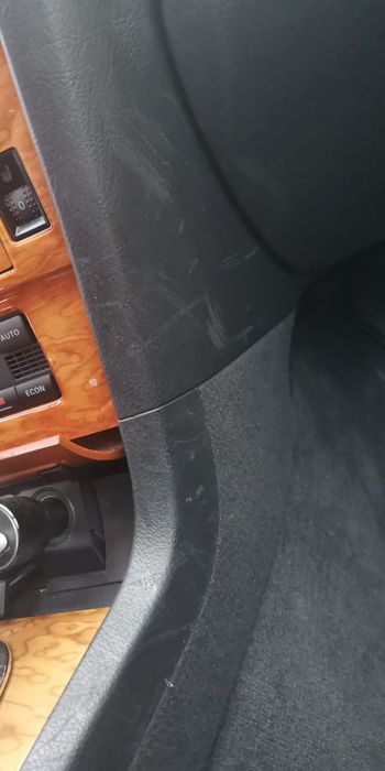 Vopsire Plastice Interior Retusuri Bord Fete Usi Console Reparatii