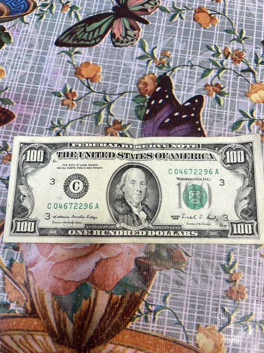 Vand bacnota 100 dolari 1988