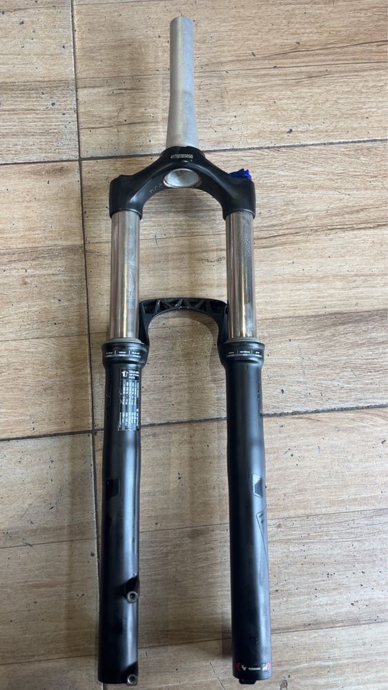 rokc shok Sektor Silver RL 140mm