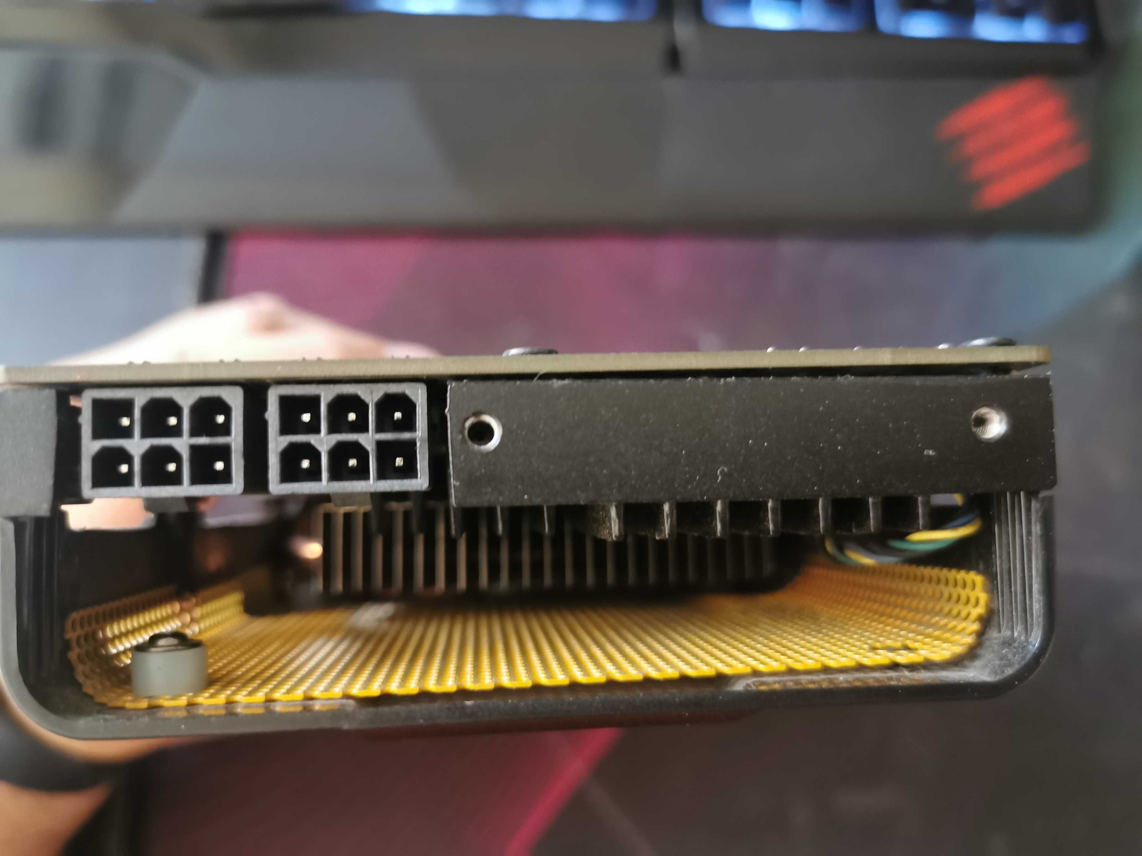 Видеокарта  Zotac GTX 570