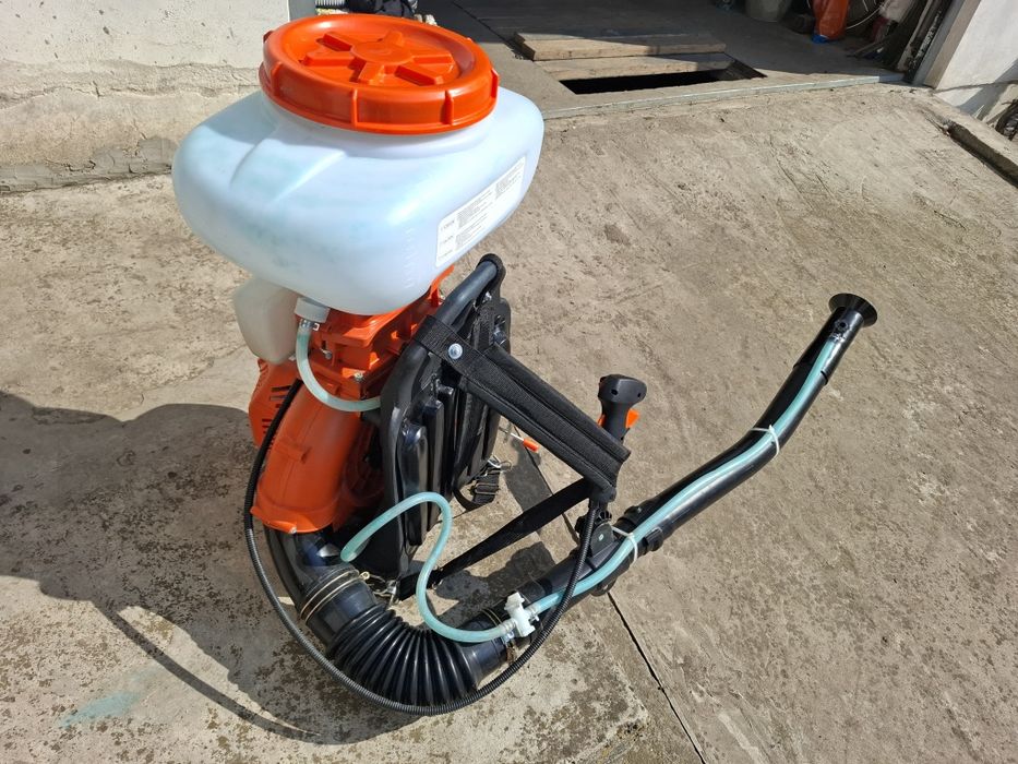 Vând Atomizor puțin folosit