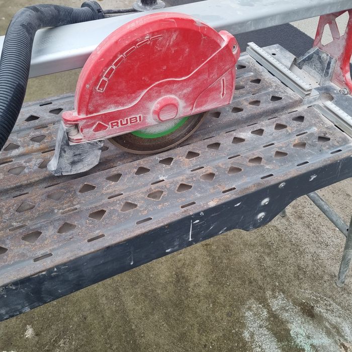 Masina RUBI gresie, faianta,ceramica pe apa( sigma montolit)