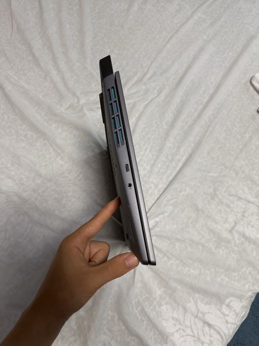 Laptop gaming lenovo + tastatura gaming