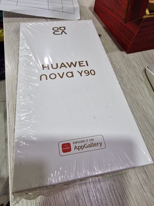 Huawei nova Y90 128GB 6GB RAM