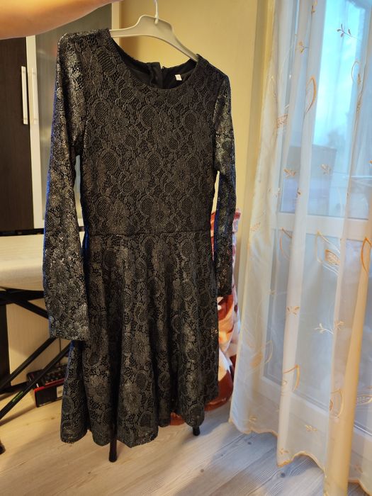 Rochiță neagră din dantelă C&A