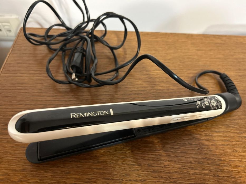 Bigudiuri electrice Remington + placa indreptat parul Remington