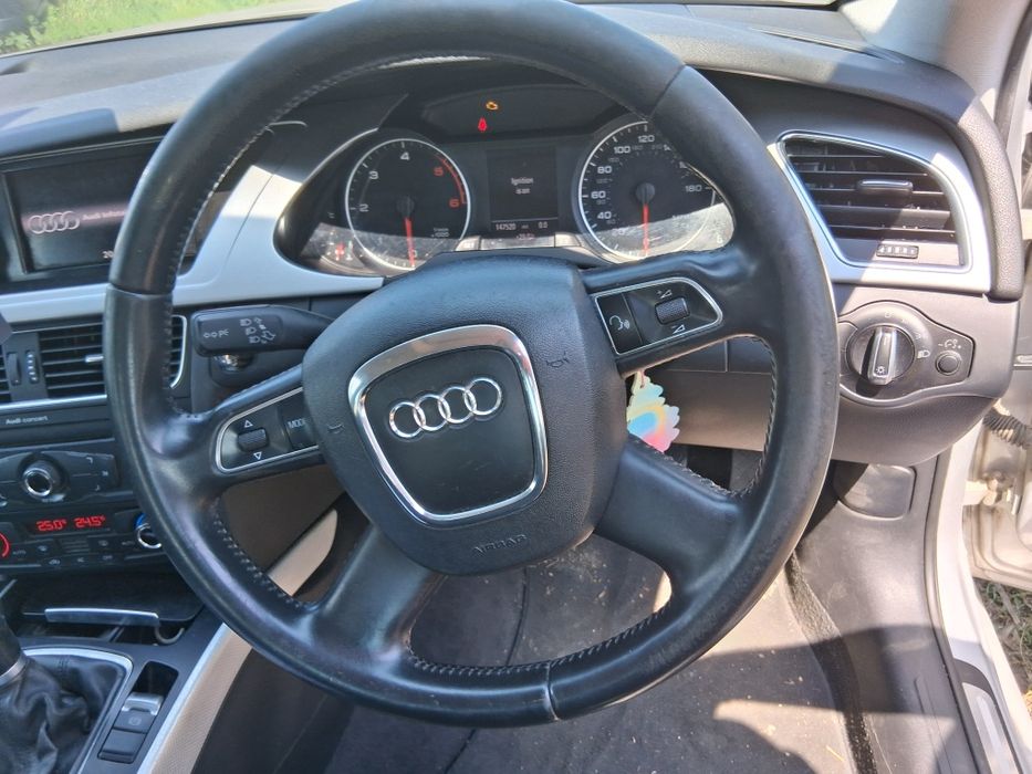 Volan audi a4 b8 cu comenzi 9/10 , nuca schimbator.  Navigatie etc