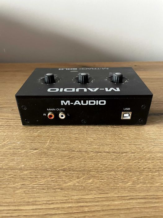 Audio-Technica AT2040 + M-Audio M-Track Solo + стойка