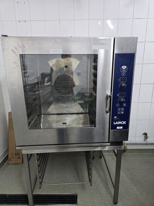 Cuptor  convectie  Lainox 20 tavi gn1/1  ,10 tavi 2/1