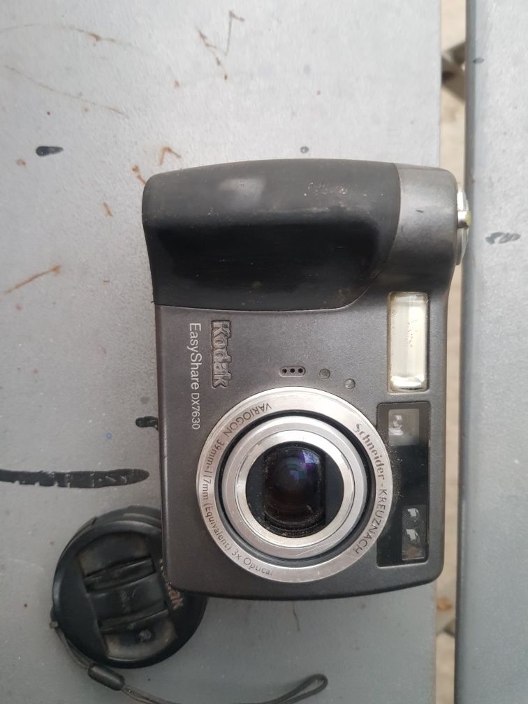Продавам фотоапарат Kodak