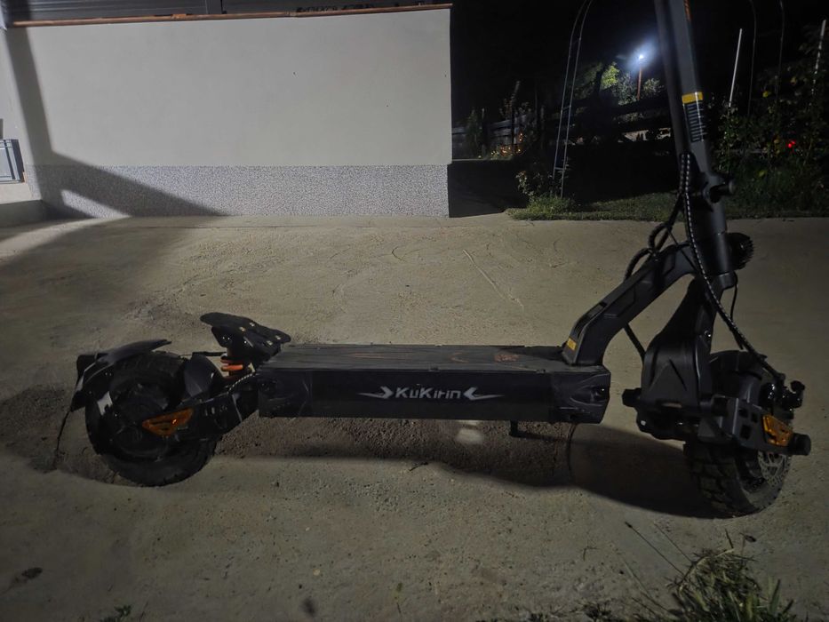 Trotineta electrica kukirin G2 master