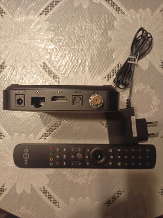 Eon Android tv box.