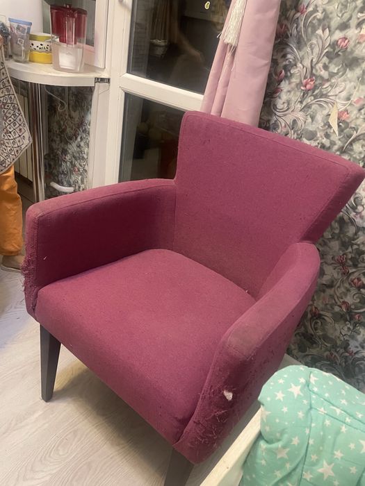 Продам стулья на кухню