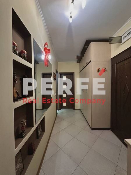 Дава се под наем Двустаен апартамент в Бургас, Славейков - 97 кв.м за 510 € - Снимка #4