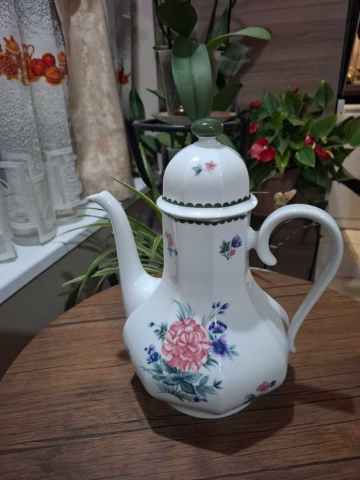 Баварски порцеланови чайници