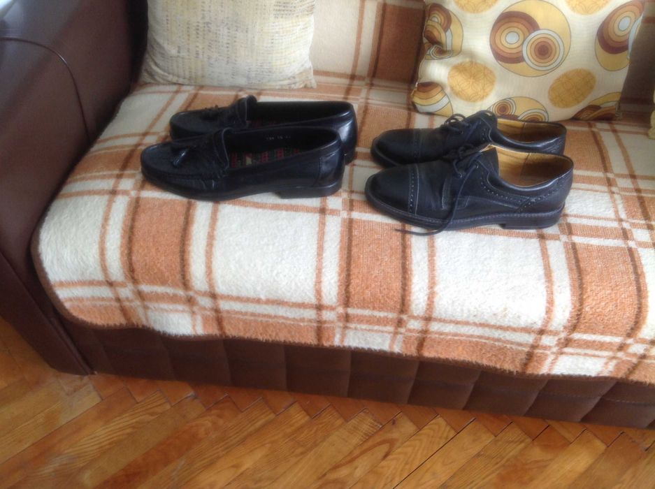 vand pantofi din piele noi,model elegant