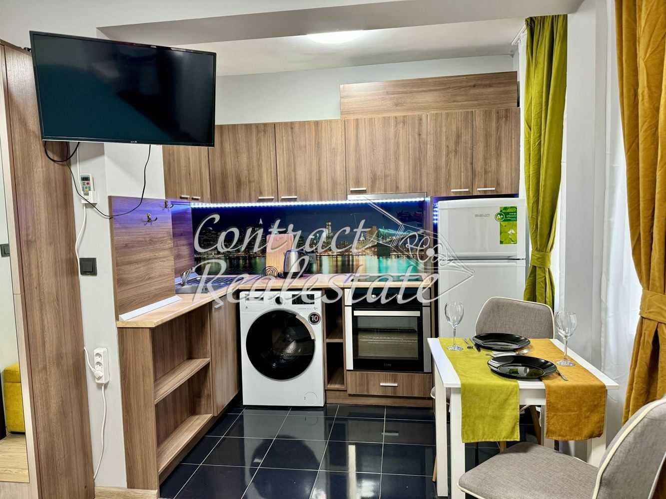 Продава 1-СТАЕН град Варна, Център, Паркомясто!