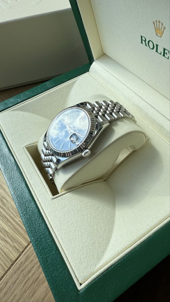 Rolex Datejust 41 Bright Black Jubilee