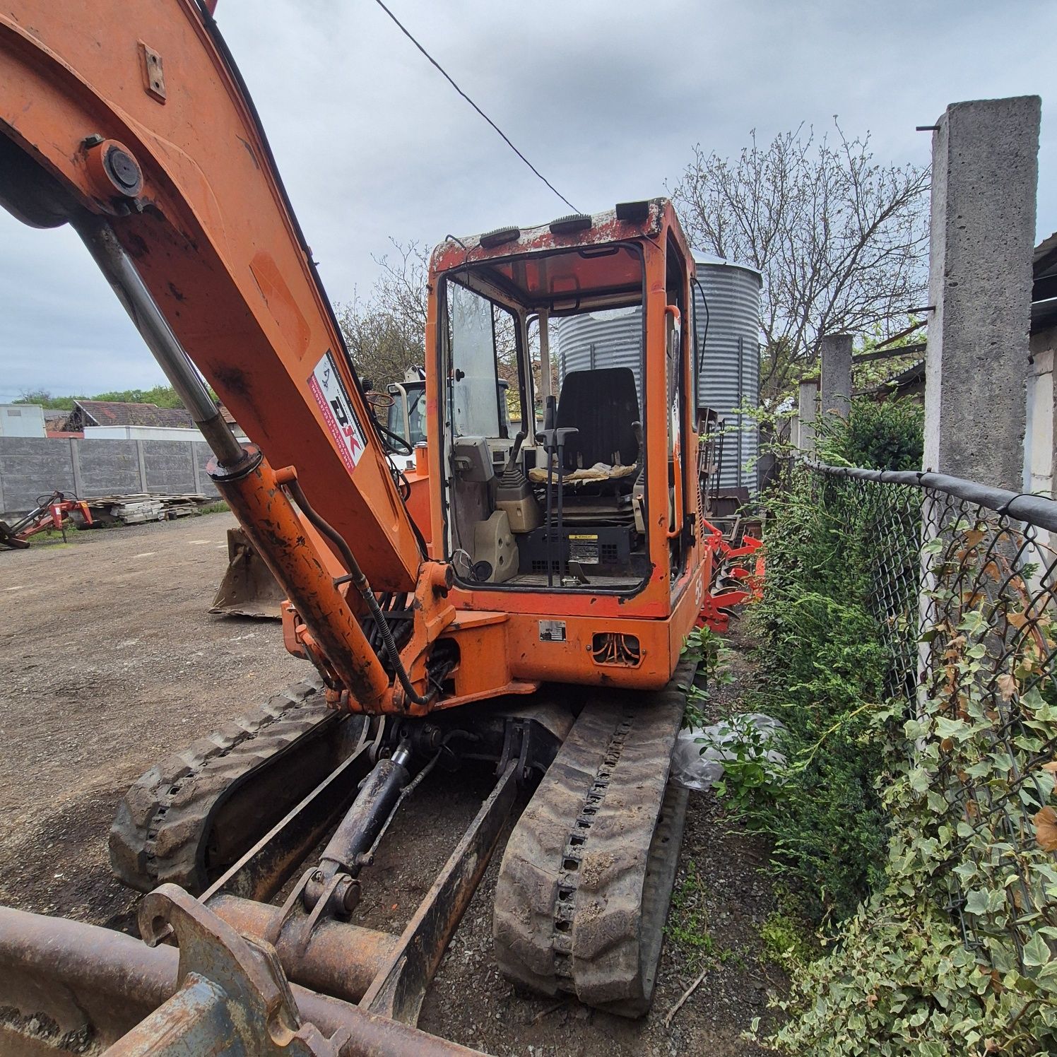 Vand Excavator Daewoo 5.5 Tone