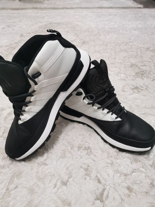 Ghete Timberland mărimea 42