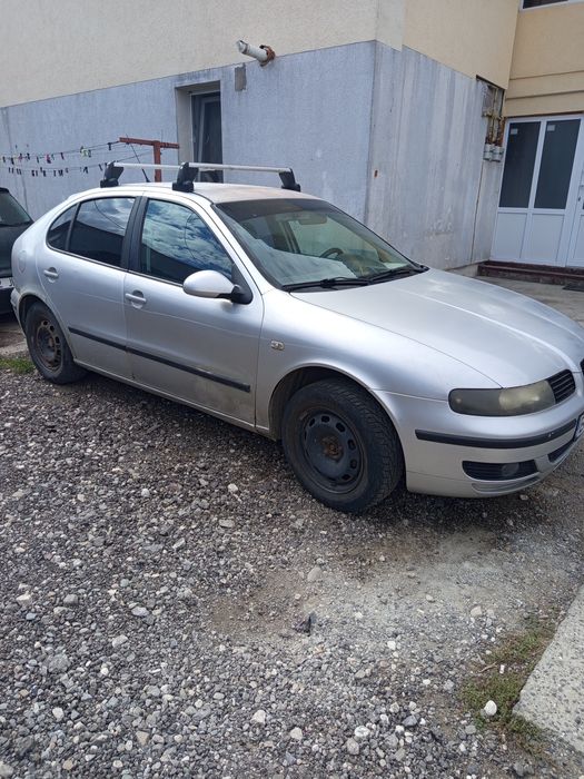 Vând Seat leon 2004 nu se accelerează îl vând și pe bucati