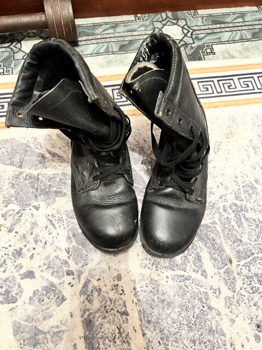 Продам зимнюю берцы