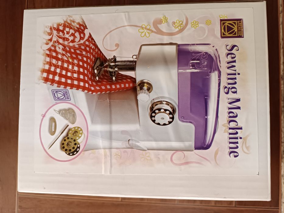 Швейная машинка новая