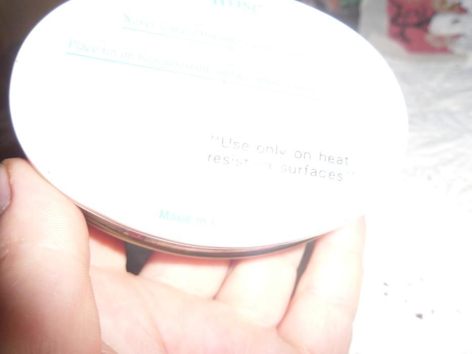 lumanare parfumata in cutie de tabla