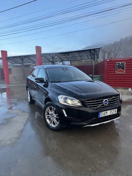 Volvo XC60 Summum  2.0 motor in 5 cilindri !!