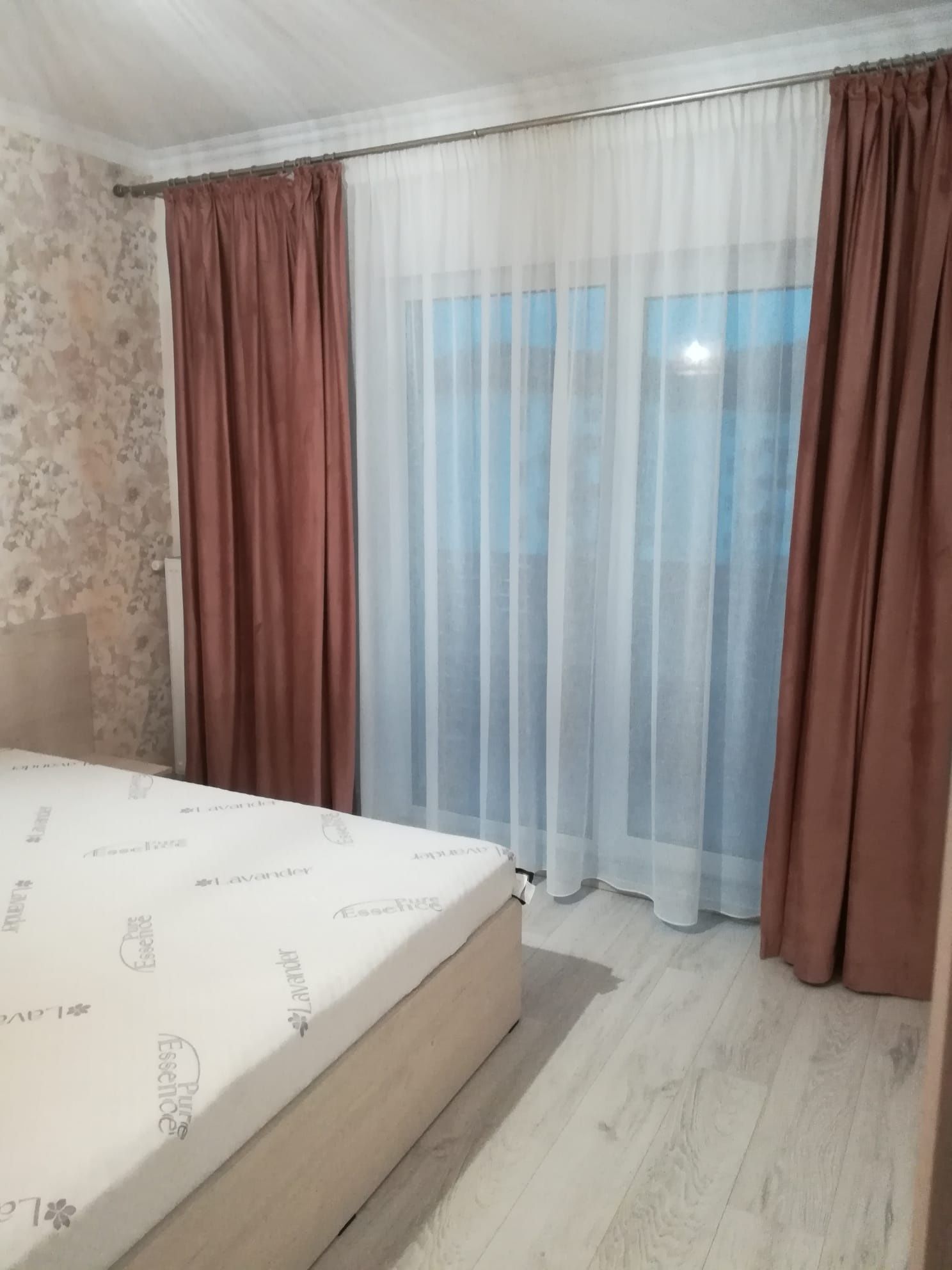 Închiriez apartament 2 camere