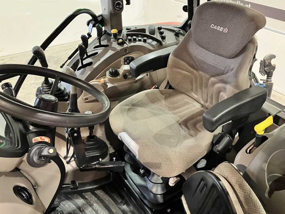 Трактор колесный Case-IH farmall 95 u profi