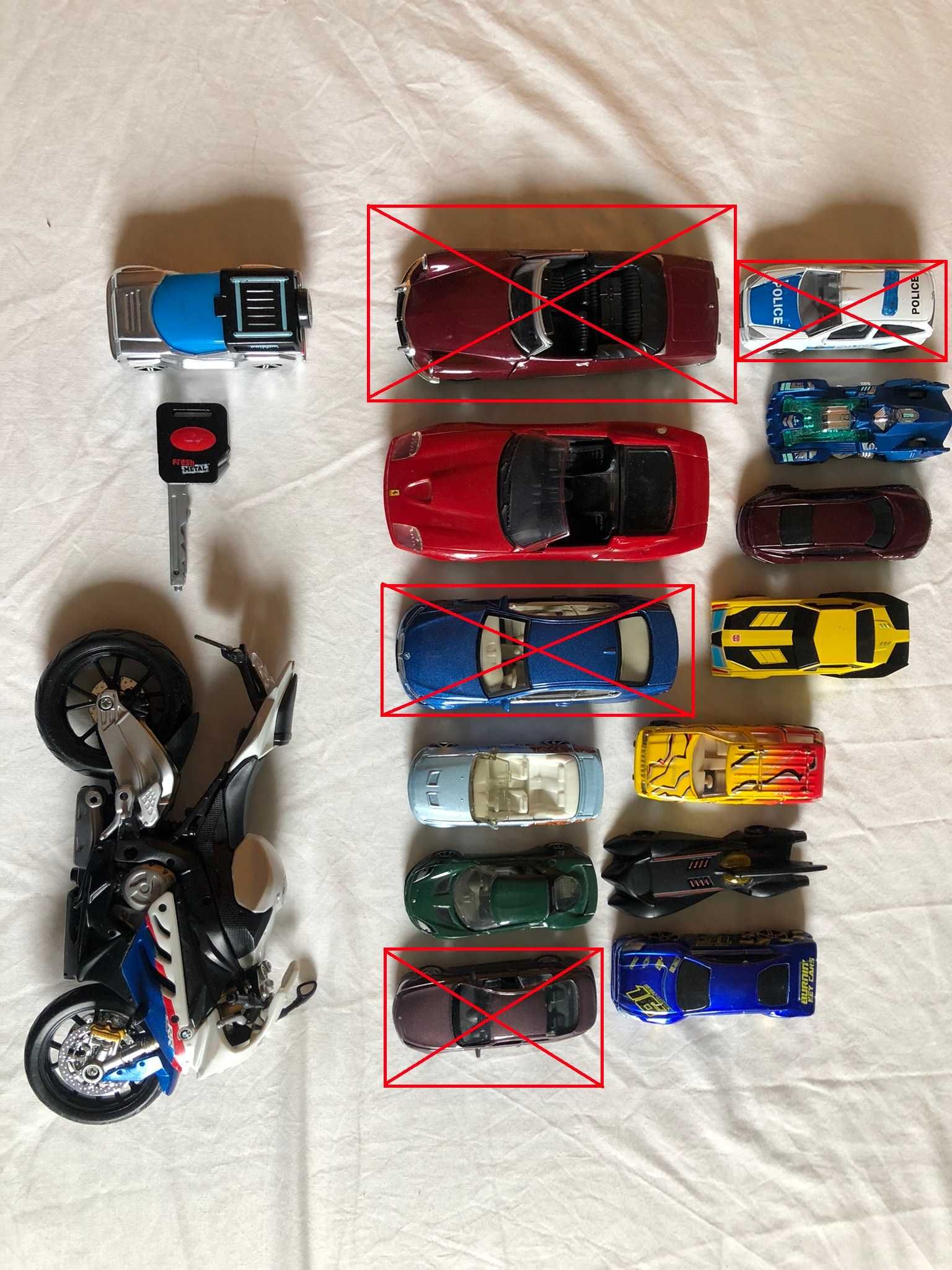Метални колички (играчки) и мотор