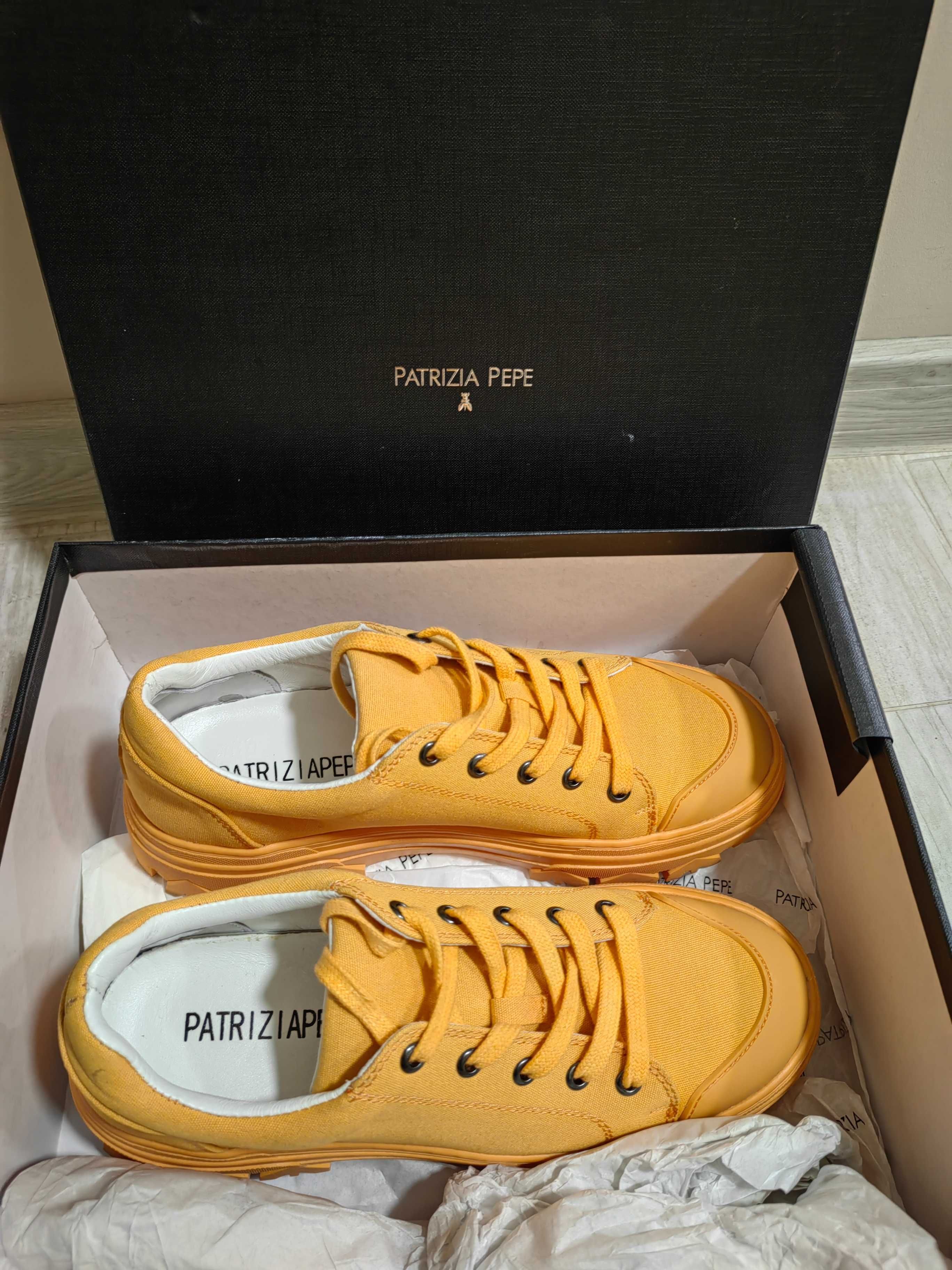Обувки Patrizia Pepe