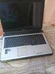 Vând laptop Toshiba