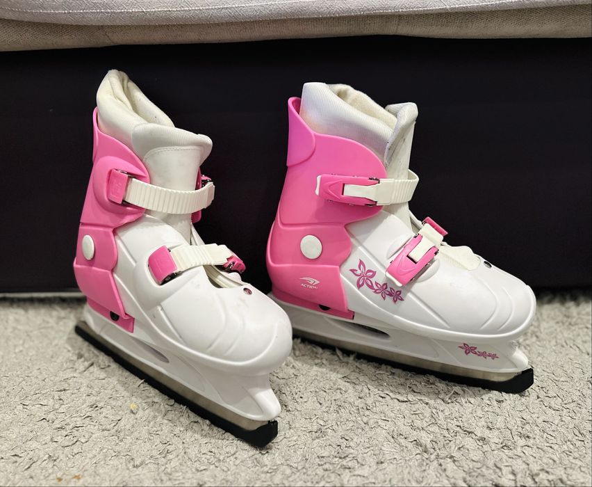 Patine gheata marimea 37-40 (CA NOI)