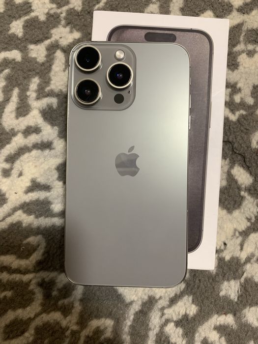 iphone xr 15 pro korpusida radnoy