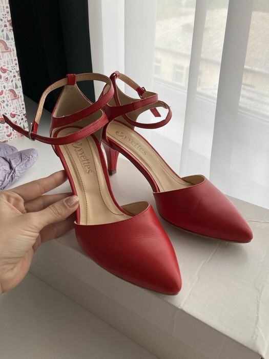 Pantofi rosii Yvettes 36