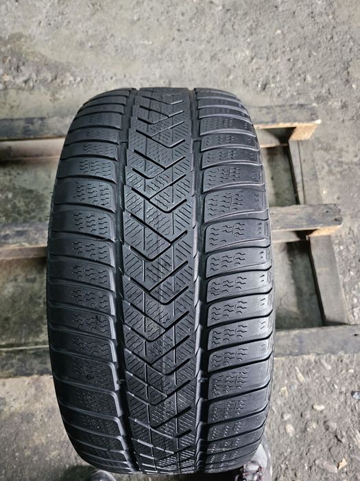 1 anvelopa iarna 275 40 18 Pirelli 2022