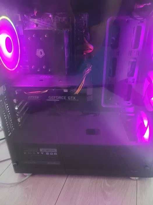 Sistem PC Intel CL i9-10900K pana la 5.3GHz, 32GB DDR4, SSD videochat