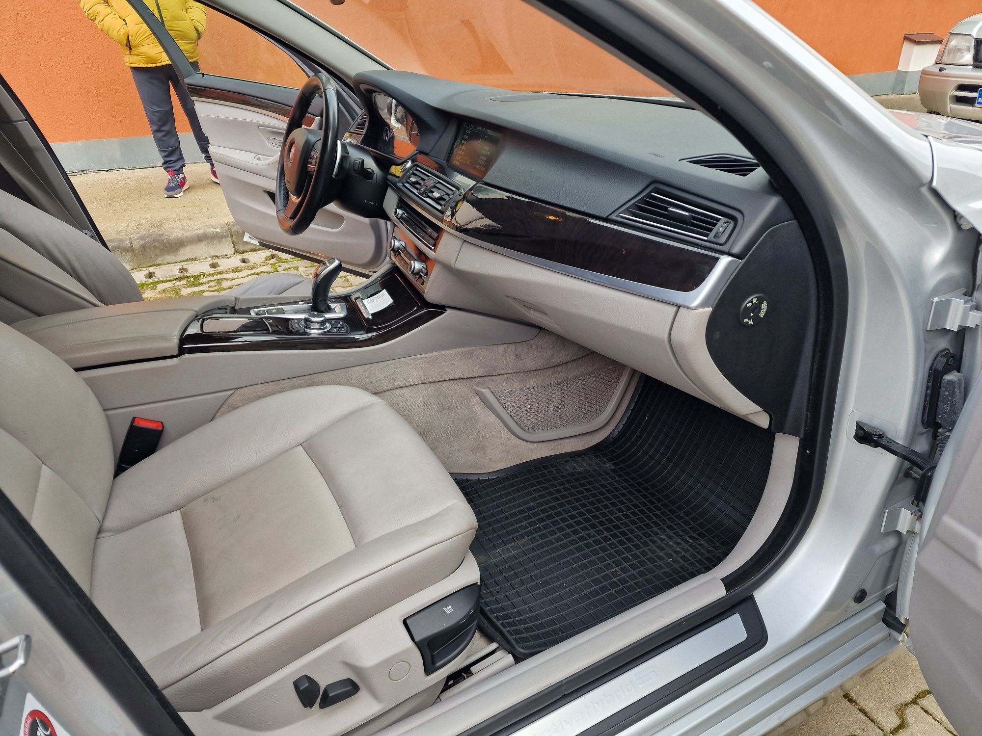 BMW 3.0 Active Hybrid 5