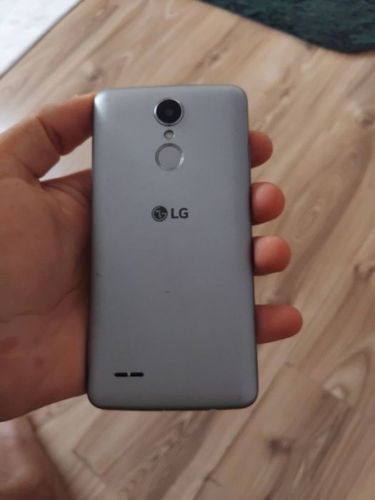 Vând telefon LG impecabil fără nicio problema