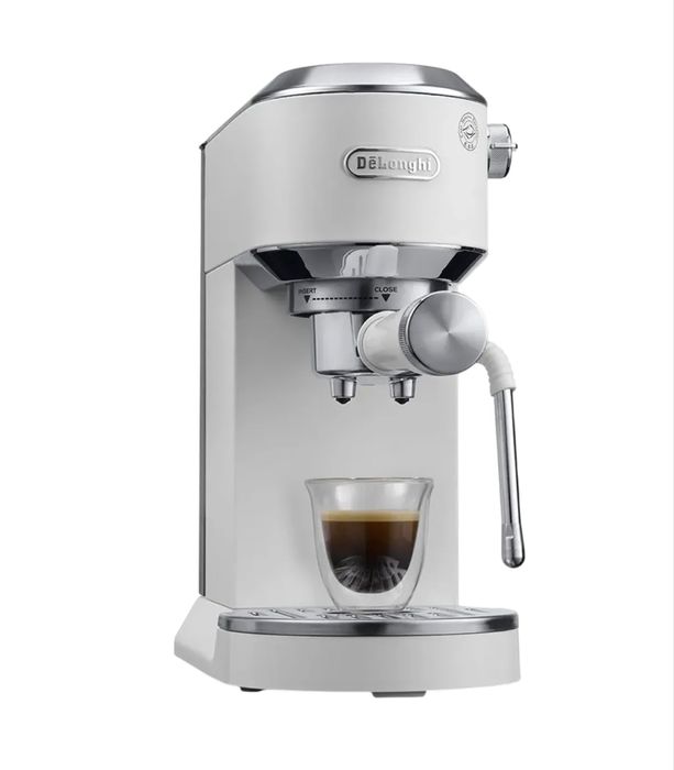 Кофемашина DeLonghi EC890.M