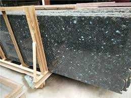 Emerald perl granit  ( Norvegiya) 1.7+  170-230 x 60   Fasad uchun