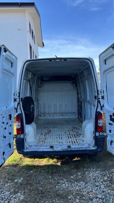 De vanzare Renault Master duba XXL