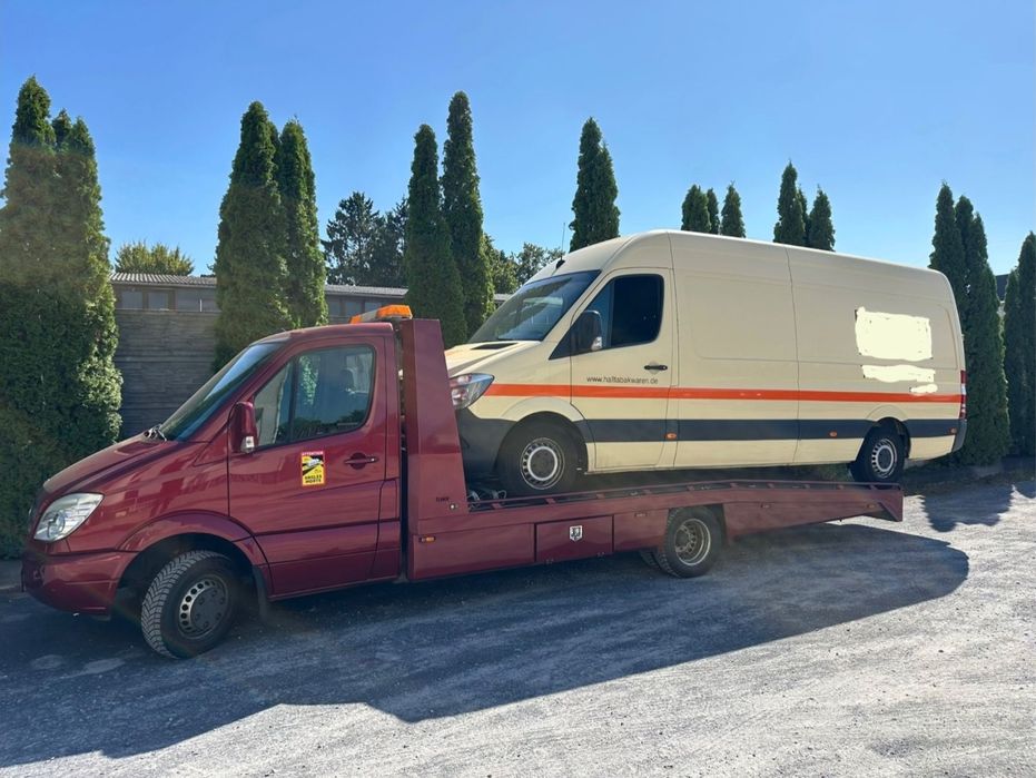 Tractari Auto / Asistenta Rutiera / Tractare Auto /  Platforma Auto