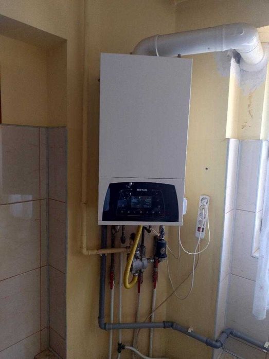 apartament 4 camere de vanzare