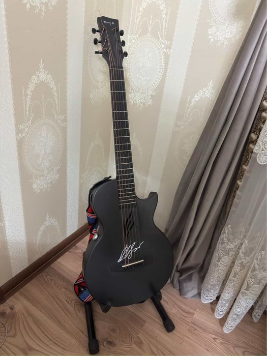 смарт гитара карбон срочно продам