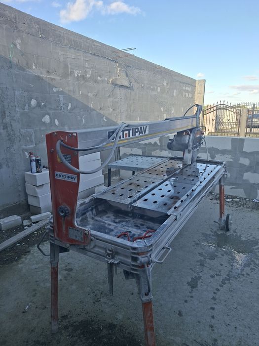 Mașină tăiat marmură și granit