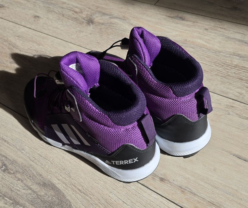Ghete Adidas marimea 36