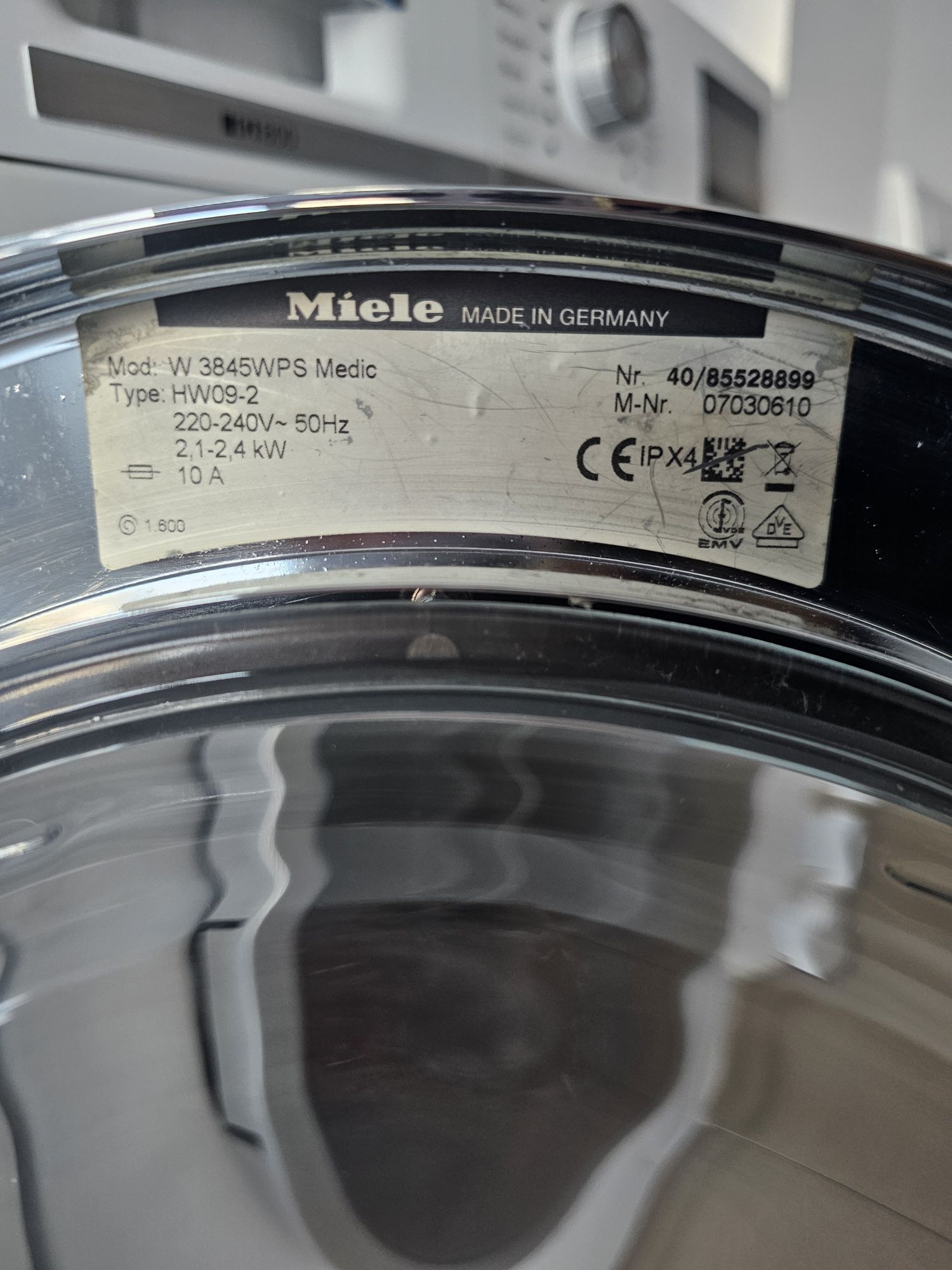 Пералня Míele MedicWash